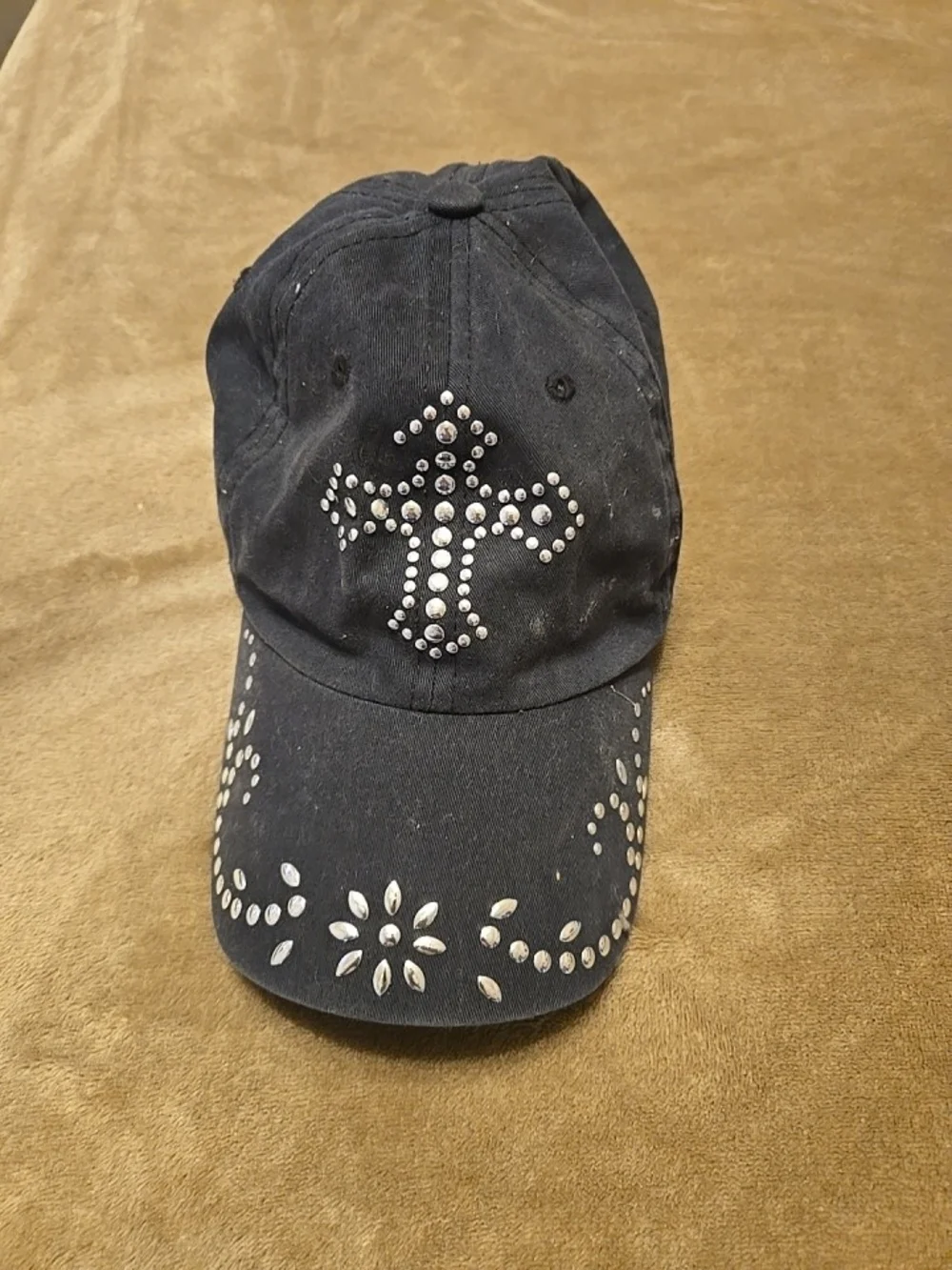 Black Studded Cross Baseball Cap